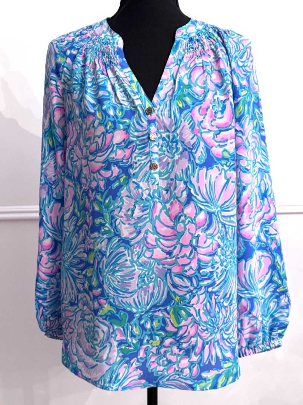Lilly Pulitzer Elsa Top XS In Full Bloom 100% Silk Smocked Floral Long Sleeve